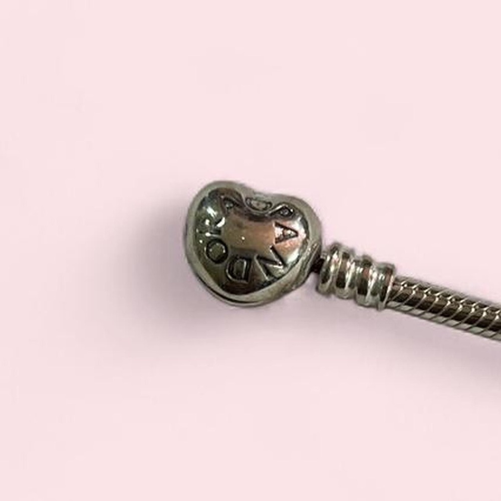 Pandora Heart Bracelet - Picture 2 of 7